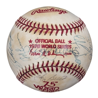 1978 New York Yankees Team Signed OML Kuhn World Series Baseball With 19 Signatures Including Munson, Hunter, and Lemon (JSA)